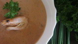 Рецепт Пряного холодного супа из огурца с креветками