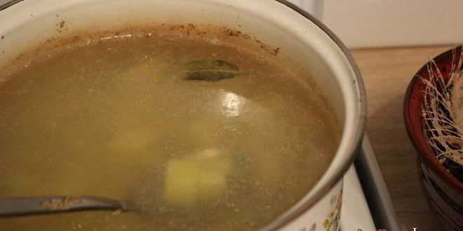 Рецепт легкого супа из форели с картофелем