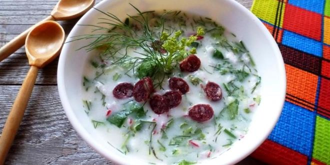Рецепт окрошки на айране с охотничьими колбасками