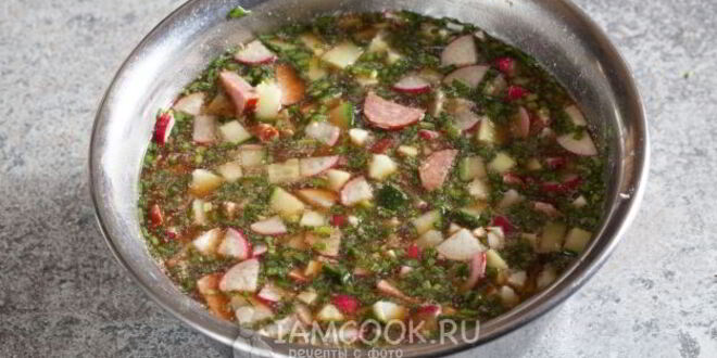 Рецепт окрошки на квасе с полукопченой колбасой