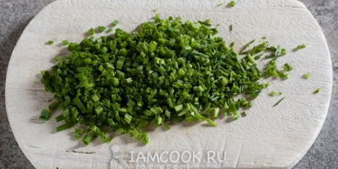 Рецепт окрошки на квасе с полукопченой колбасой