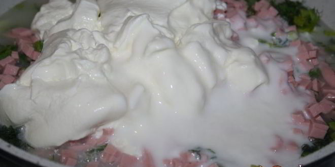 Рецепт окрошки на сметане и айране