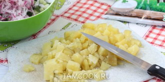 Рецепт окрошки на сыворотке и сметане