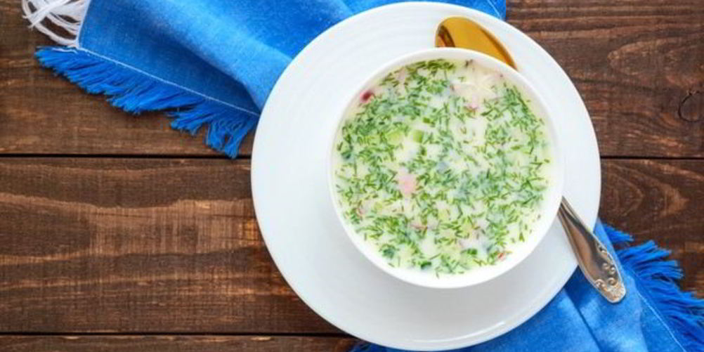 Как приготовить окрошку с минеральной водой, кефиром и морковью