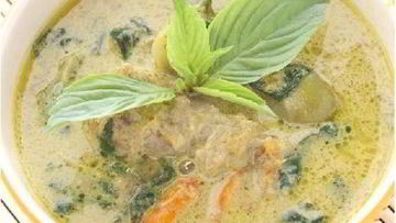 Рецепт Осеннего куриного супа с кабачками и баклажанами