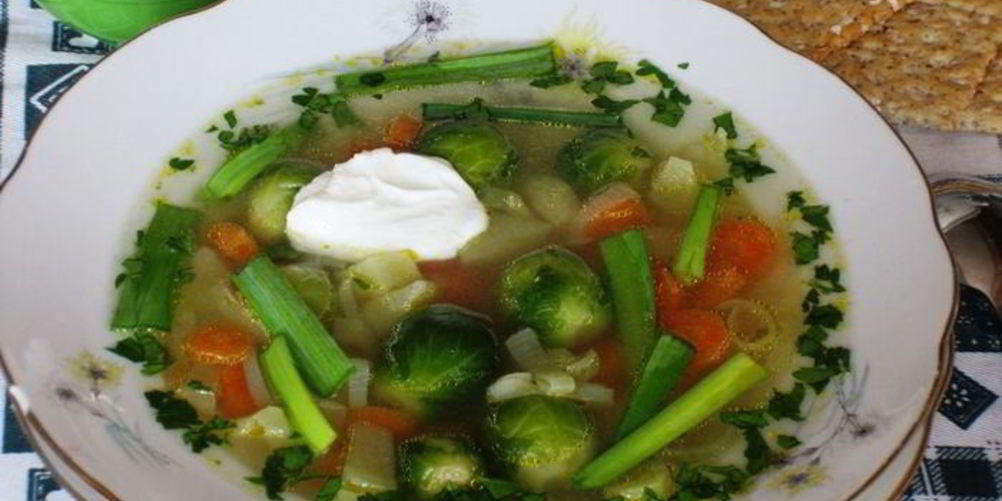 Как приготовить легкий овощной супчик