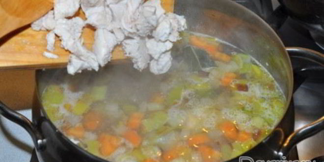 Рецепт овощного супа с луком-пореем