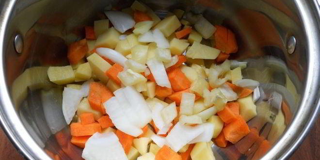 Рецепт овощного супа с цветной капустой и фрикадельками