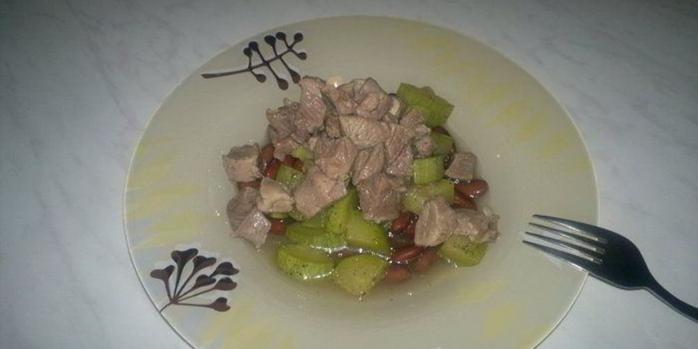 Как приготовить фасолевую похлебку с бедром индейки и кабачком