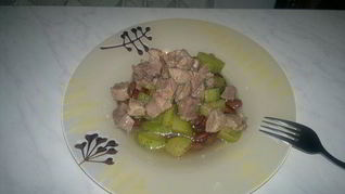 Рецепт Фасолевой похлебки с бедром индейки и кабачком