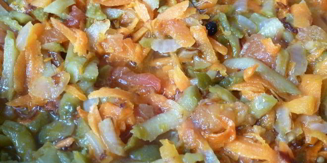 Рецепт рассольника с консервированной фасолью и солеными помидорами