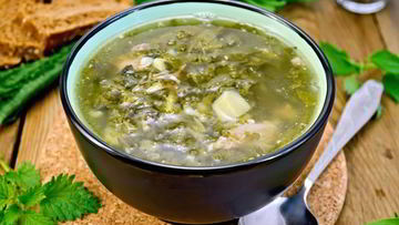Рецепт Рассольника с крапивой и щавелем