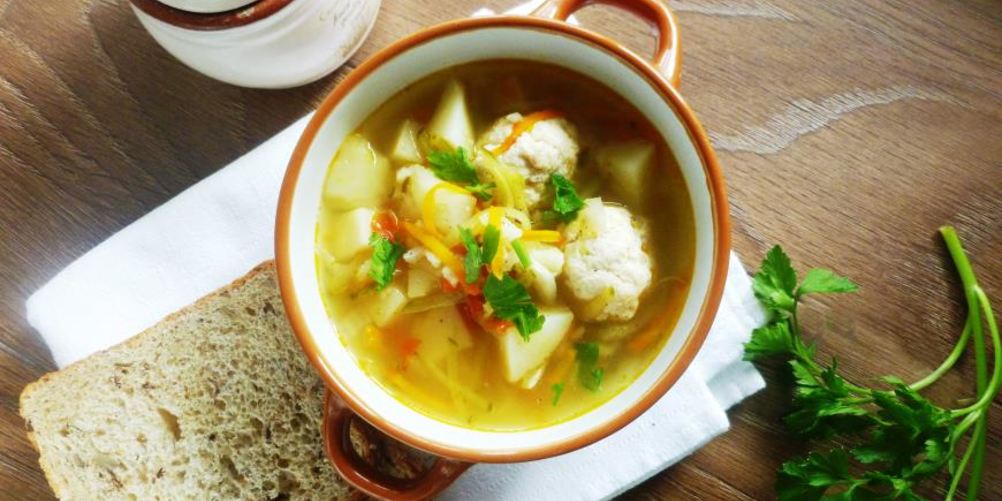 Как приготовить рассольник с куриными фрикадельками