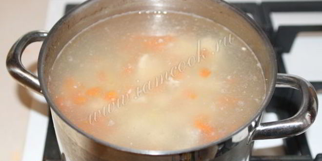 Рецепт рассольника с рисом и куриной грудкой