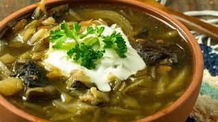 Рецепт Постных грибных щей с черносливом