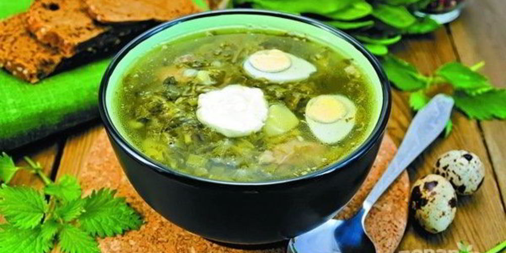 Как приготовить щи из крапивы с яйцом