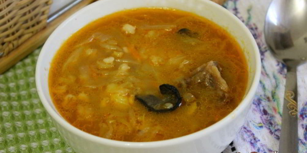 Как приготовить щи из квашенной капусты с грибами и перловкой