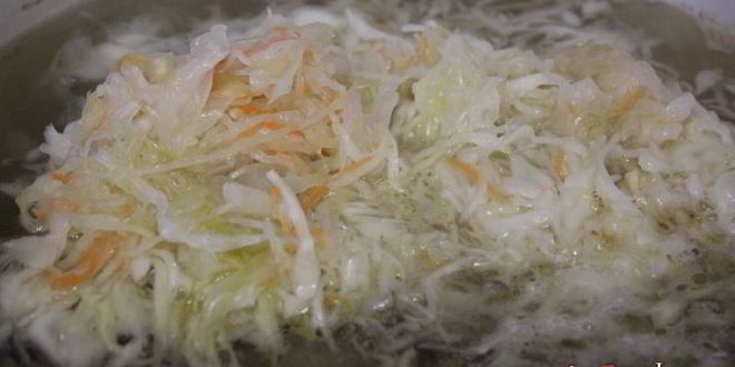 Рецепт щей из квашенной капусты с грибами и перловкой