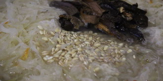 Рецепт щей из квашенной капусты с грибами и перловкой