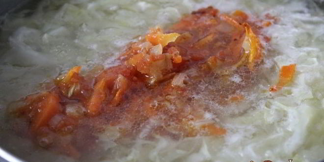 Рецепт щей из молодой капусты на курином бульоне