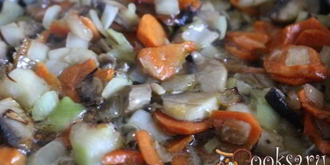 Рецепт щей со шпинатом и шампиньонами