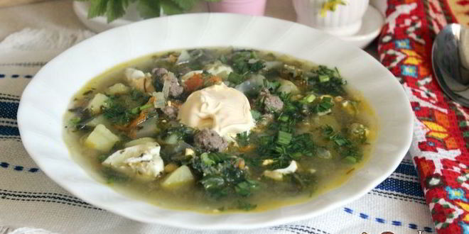 Рецепт зеленых весенних щей с фрикадельками