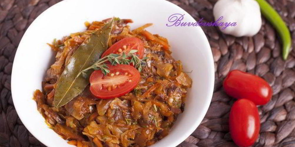 Как приготовить капустную солянку с сосисками