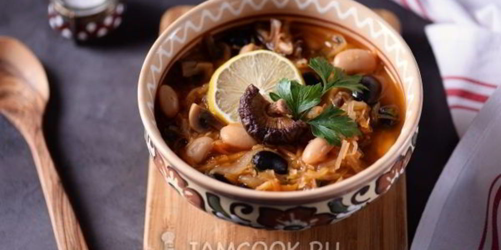 Как приготовить постную солянку с фасолью