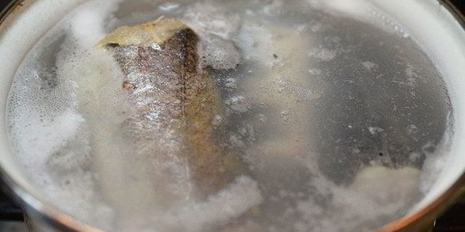 Рецепт рыбной солянки с грибами и креветками