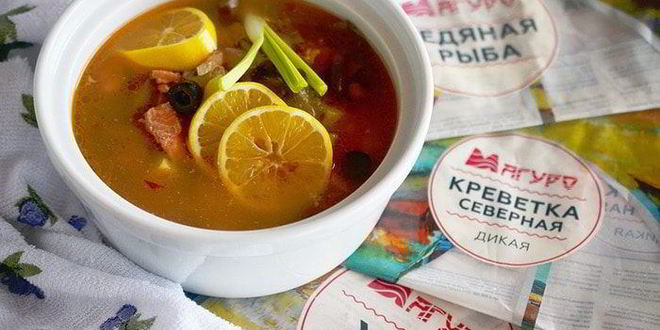 Рецепт рыбной солянки с грибами и креветками