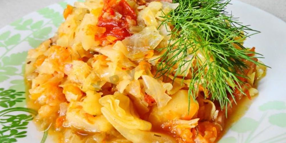 Как приготовить солянку из капусты с сосисками и помидор в мультиварке