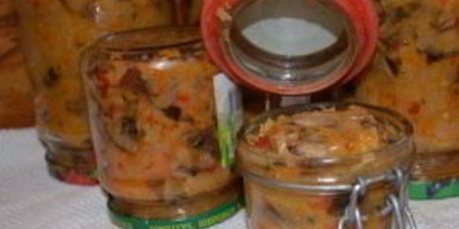 Рецепт солянки из квашеной капусты с грибами на зиму