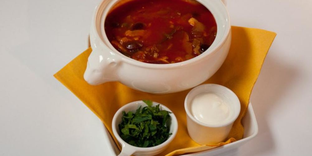 Как приготовить солянку мясную с каперсами