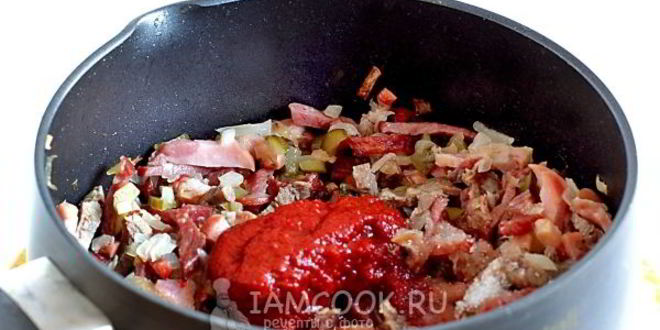 Рецепт солянки сборной мясной с картошкой