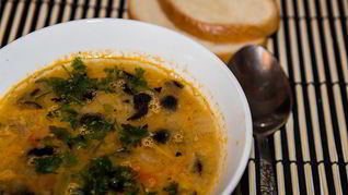 Рецепт Супа из чечевицы с оливками