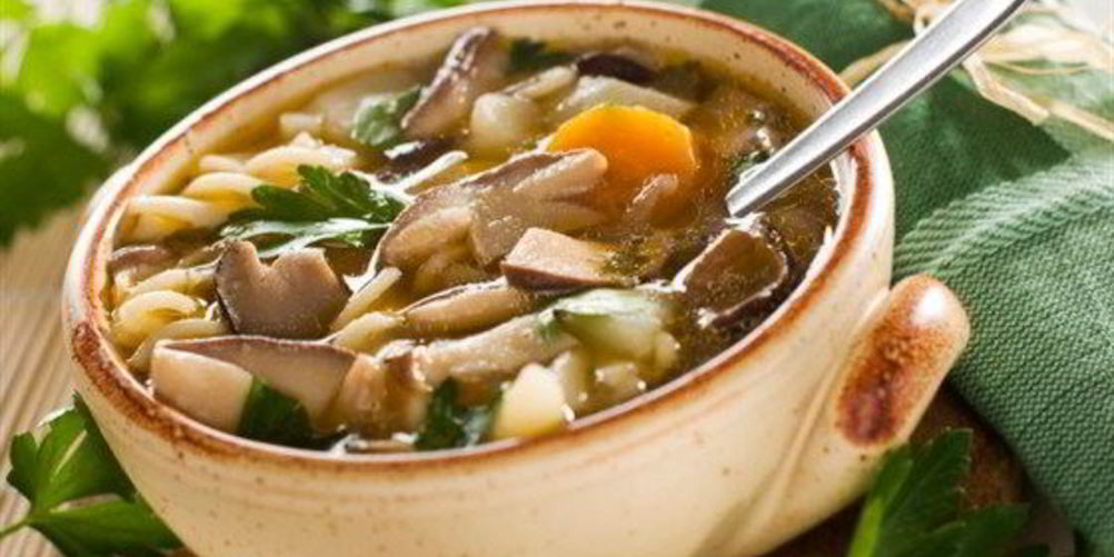 Как приготовить суп из свежих маслят