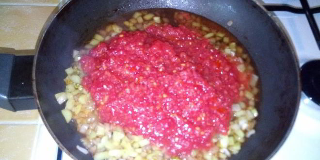 Рецепт харчо с орехами и черносливом