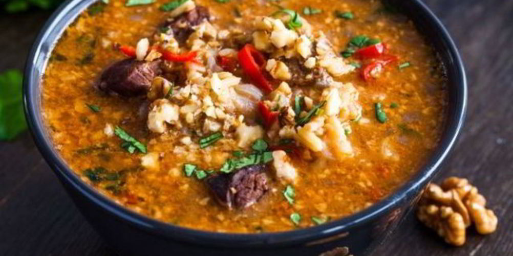 Как приготовить харчо со свежими сливами