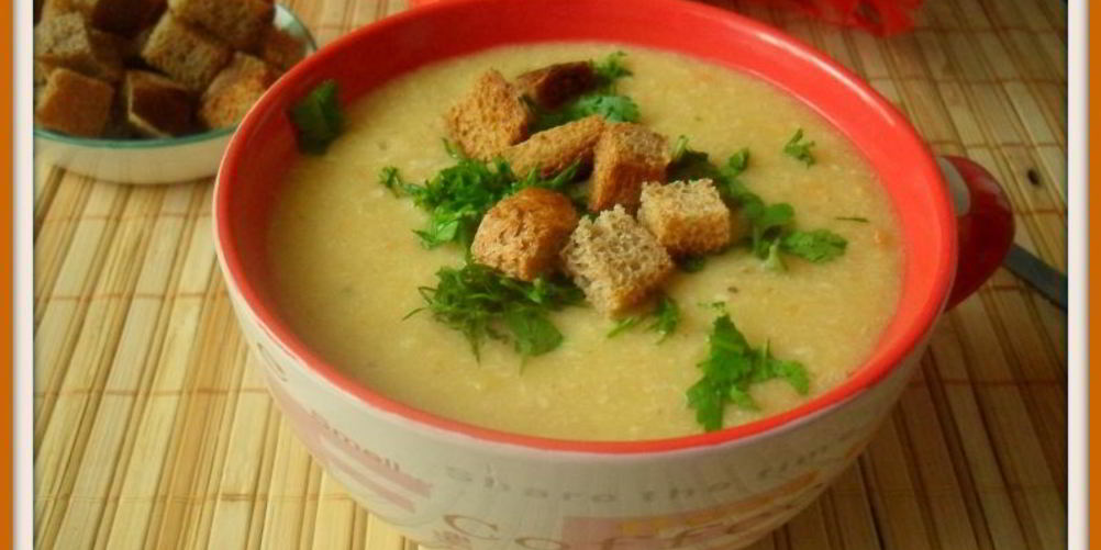 Как приготовить гороховый суп-пюре с гренками