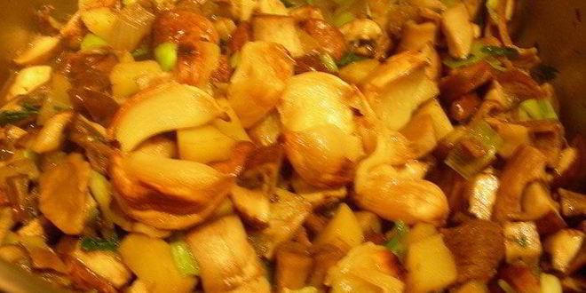 Рецепт грибного супа-пюре с запеченным чесноком