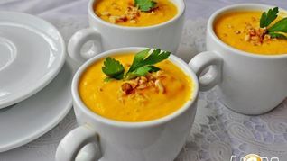 Рецепт Морковна-сливочного суп-пюре с карри и ананасами