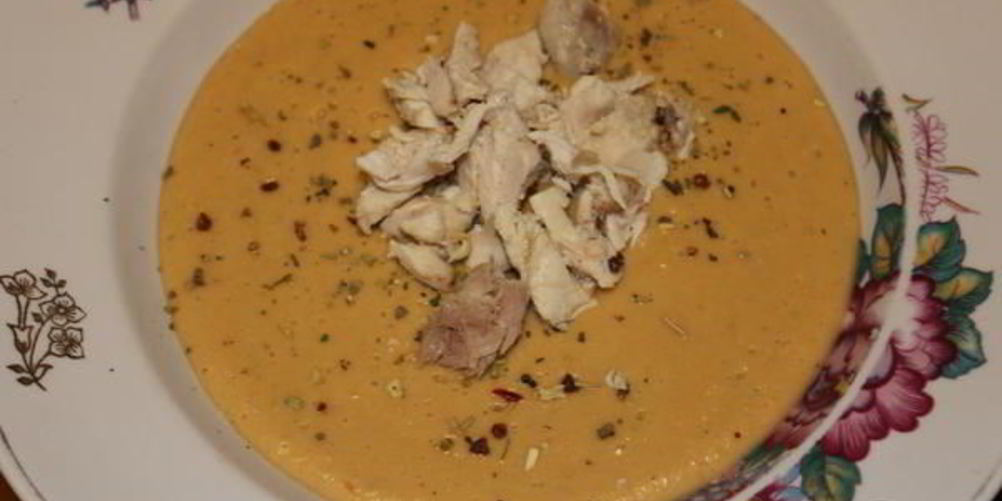 Как приготовить пикантный суп-пюре из красной чечевицы