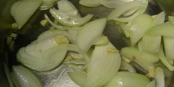 Рецепт супа-пюре с запеченными баклажанами, помидорами и грибами