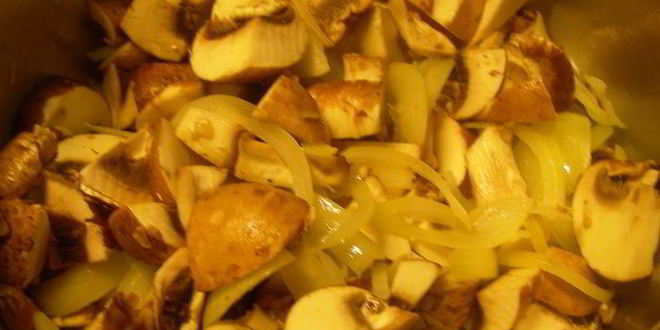 Рецепт супа-пюре с запеченными баклажанами, помидорами и грибами