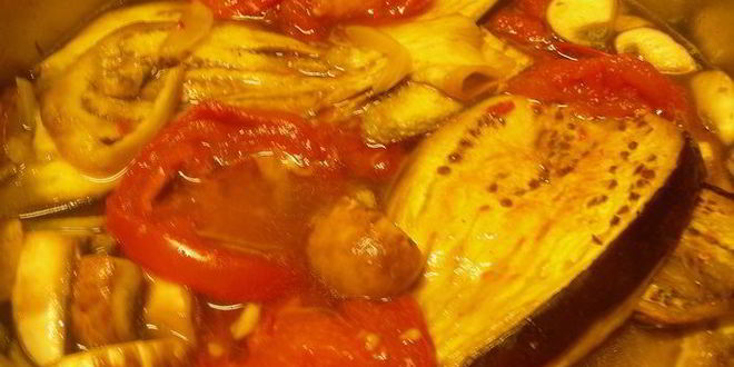 Рецепт супа-пюре с запеченными баклажанами, помидорами и грибами