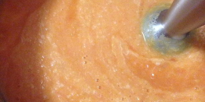 Рецепт томатного супа-пюре с сыром