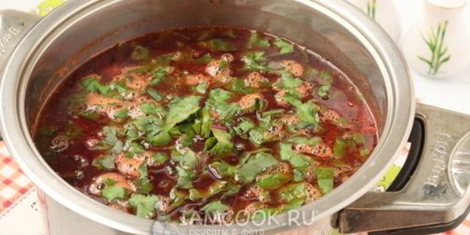 Рецепт горячего свекольника с ботвой