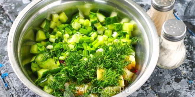 Рецепт холодного свекольника с колбасой