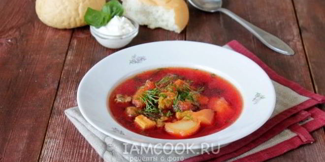 Рецепт классического горячего свекольника со свининой