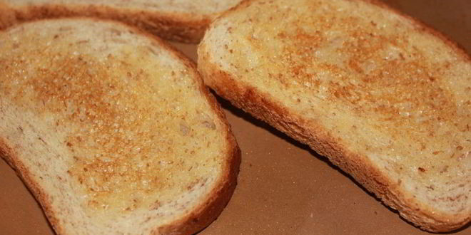 Рецепт свекольника с гренками